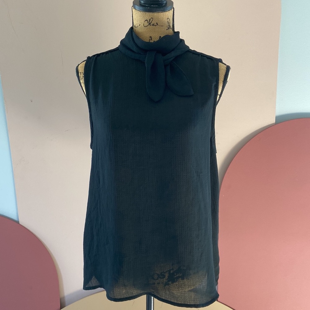 Who What Where Black Sleeveless Top with Neck Tie